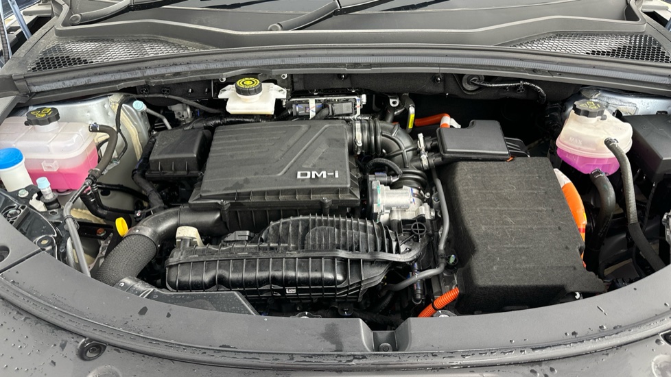 BYD Seal U 1.5 DM-i Boost 5dr Auto Estate - Image 21