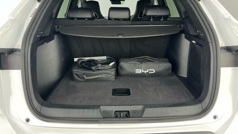 BYD Seal U 1.5 DM-i Boost 5dr Auto Estate - Image 14