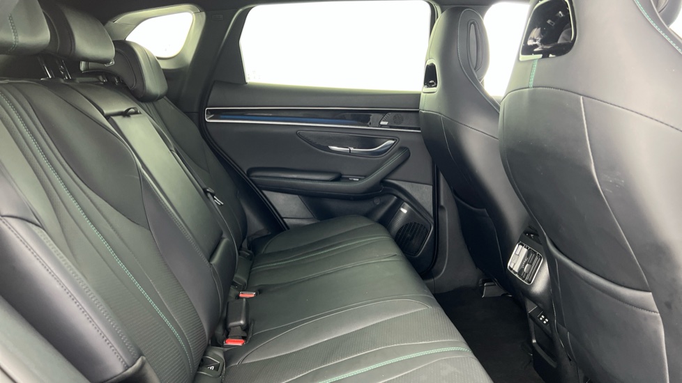 BYD Seal U 1.5 DM-i Comfort 5dr Auto Estate - Image 12