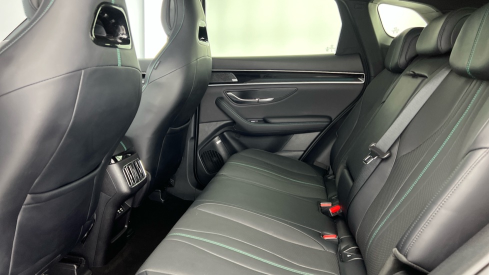 BYD Seal U 1.5 DM-i Comfort 5dr Auto Estate - Image 13