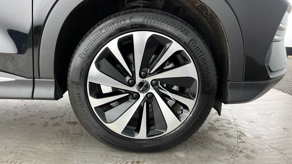 BYD Seal U 1.5 DM-i Comfort 5dr Auto Estate - Image 18