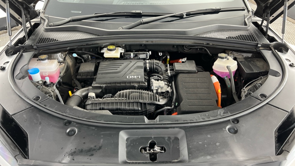 BYD Seal U 1.5 DM-i Comfort 5dr Auto Estate - Image 21