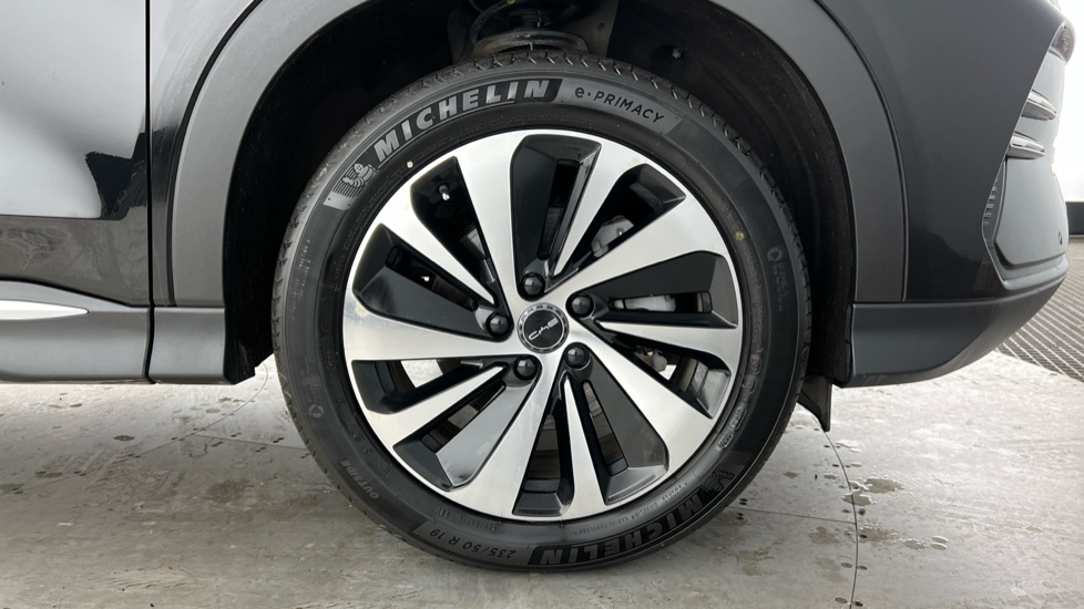 BYD Seal U 1.5 DM-i Comfort 5dr Auto Estate - Image 18
