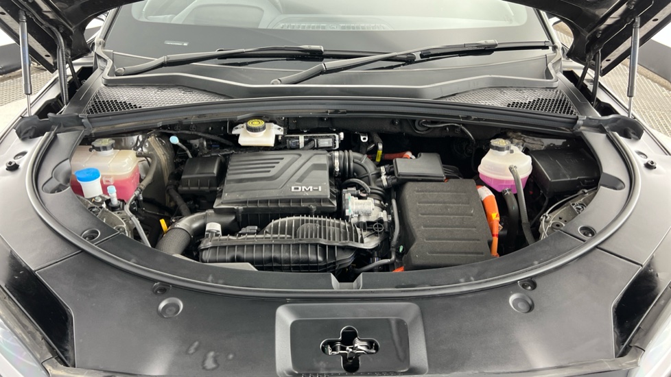 BYD Seal U 1.5 DM-i Comfort 5dr Auto Estate - Image 21