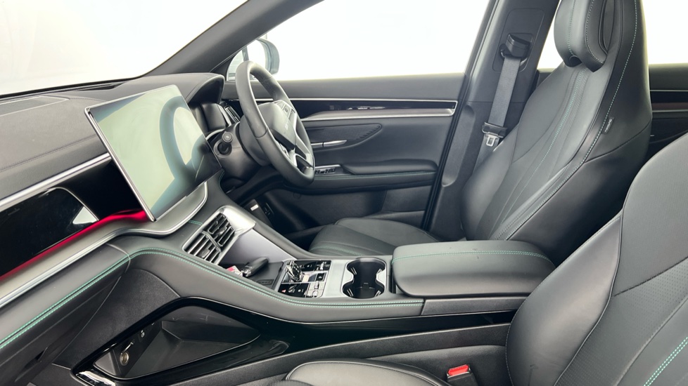 BYD Seal U 1.5 DM-i Comfort 5dr Auto Estate - Image 10