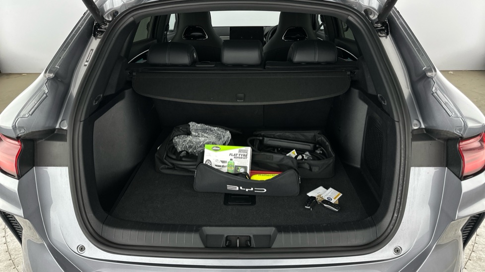 BYD Seal U 1.5 DM-i Boost 5dr Auto Estate - Image 14