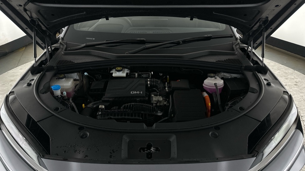 BYD Seal U 1.5 DM-i Boost 5dr Auto Estate - Image 21