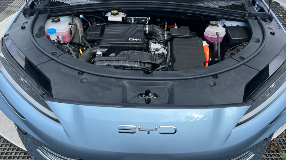 BYD Seal U 1.5 DM-i Boost 5dr Auto Estate - Image 8