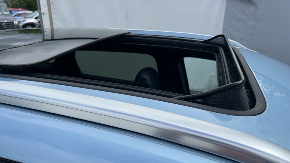 BYD Seal U 1.5 DM-i Boost 5dr Auto Estate - Image 34