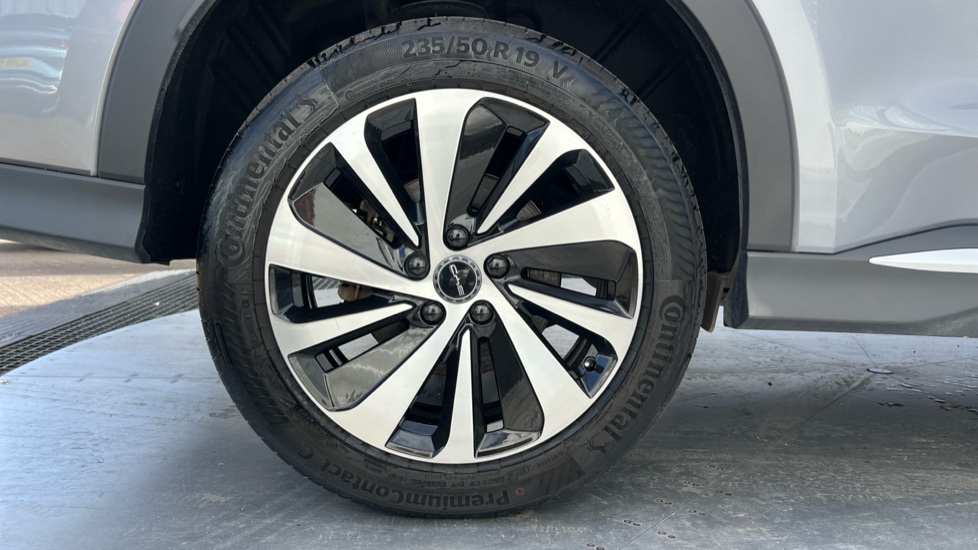BYD Seal U 1.5 DM-i Comfort 5dr Auto Estate - Image 7