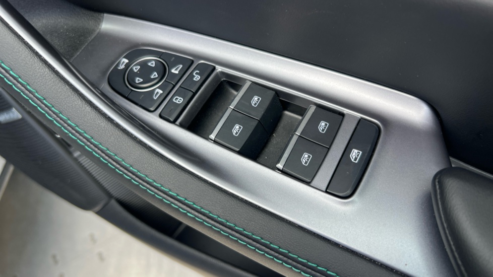BYD Seal U 1.5 DM-i Comfort 5dr Auto Estate - Image 39