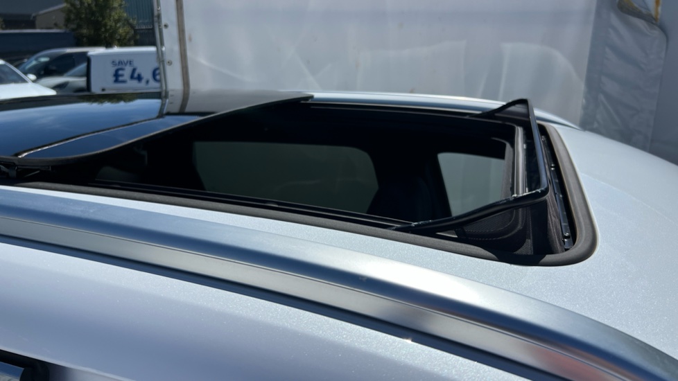 BYD Seal U 1.5 DM-i Comfort 5dr Auto Estate - Image 32