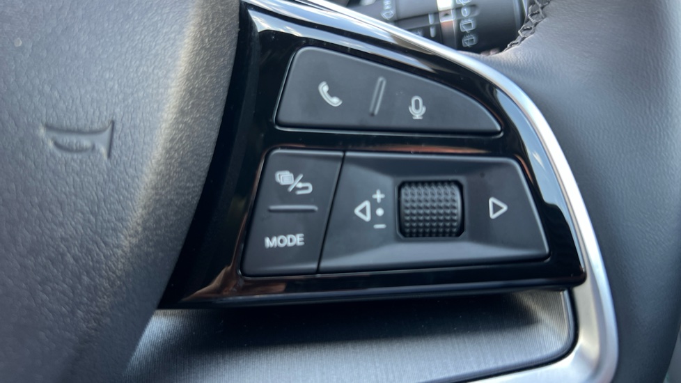 BYD Seal U 1.5 DM-i Comfort 5dr Auto Estate - Image 35