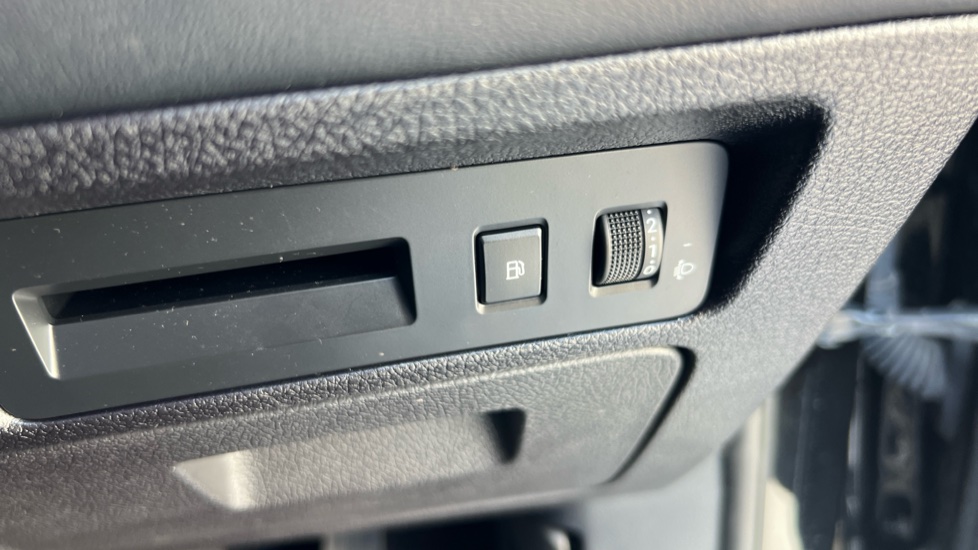 BYD Seal U 1.5 DM-i Comfort 5dr Auto Estate - Image 38