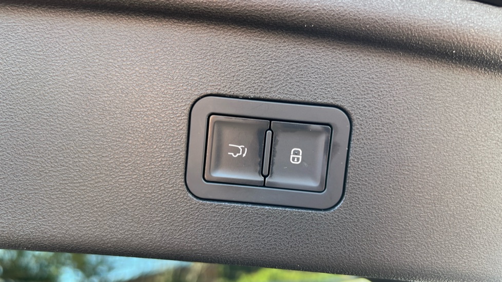 BYD Sealion 7 230kW Comfort 83kWh 5dr Auto Electric Estate - Image 41