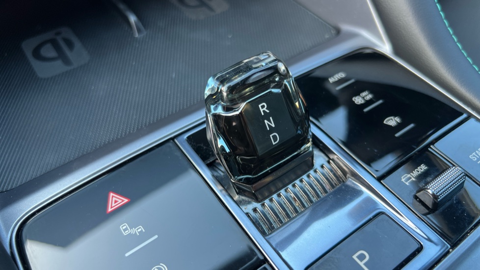 BYD Seal U 1.5 DM-i Comfort 5dr Auto Estate - Image 13