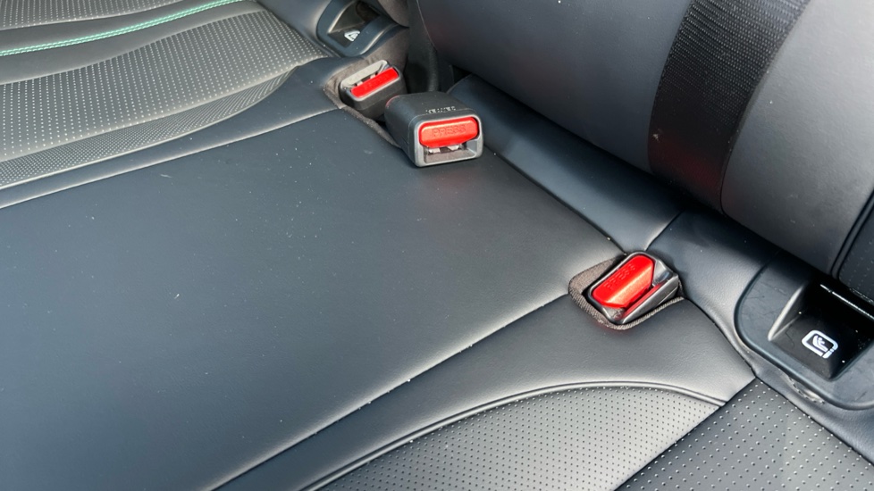 BYD Seal U 1.5 DM-i Comfort 5dr Auto Estate - Image 17