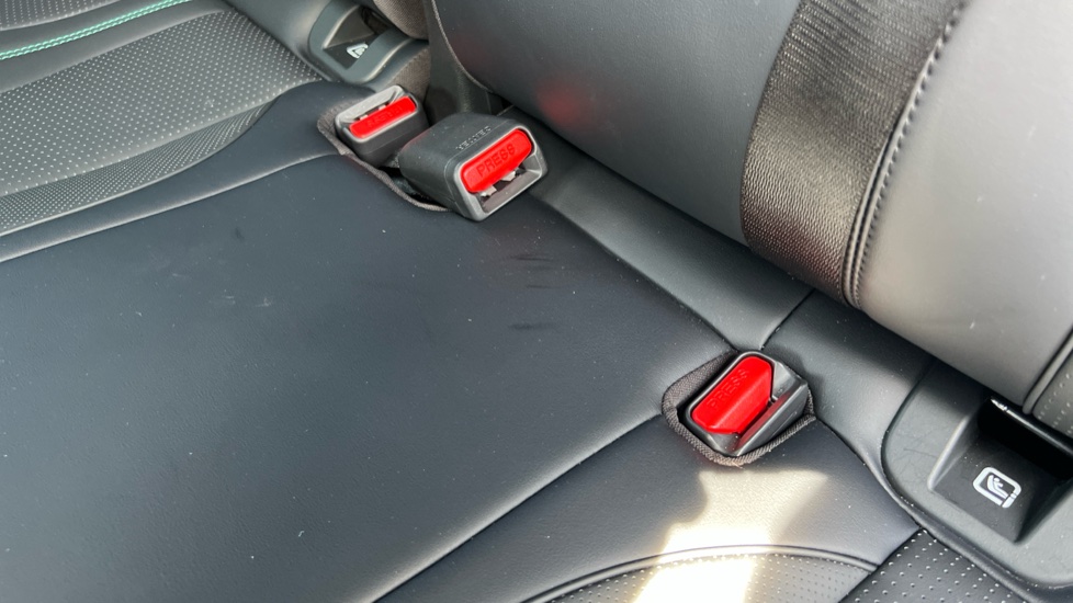 BYD Seal U 1.5 DM-i Comfort 5dr Auto Estate - Image 17