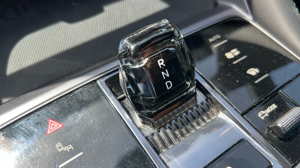 BYD Seal U 1.5 DM-i Comfort 5dr Auto Estate - Image 13