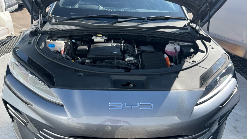 BYD Seal U 1.5 DM-i Comfort 5dr Auto Estate - Image 8