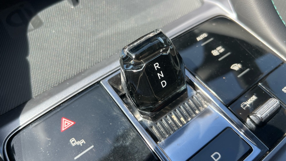 BYD Seal U 1.5 DM-i Comfort 5dr Auto Estate - Image 13