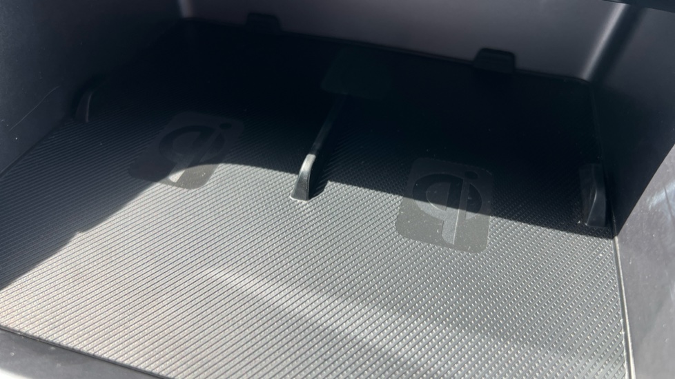 BYD Seal U 1.5 DM-i Comfort 5dr Auto Estate - Image 29