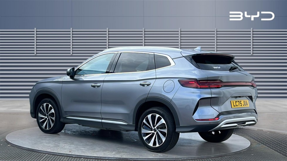 BYD Seal U 1.5 DM-i Comfort 5dr Auto Estate - Image 2