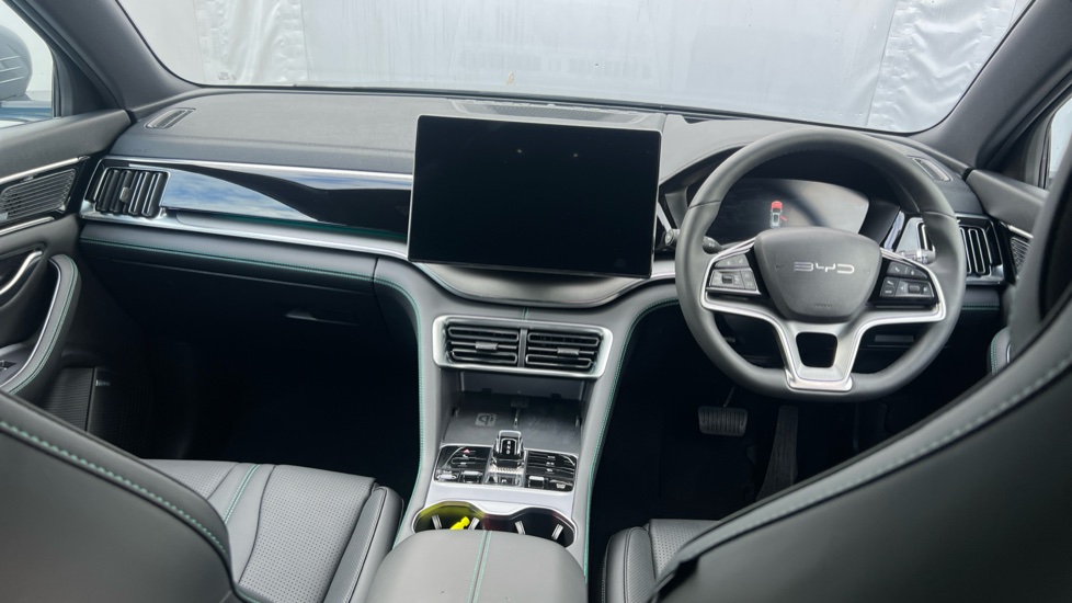 BYD Seal U 1.5 DM-i Comfort 5dr Auto Estate - Image 10