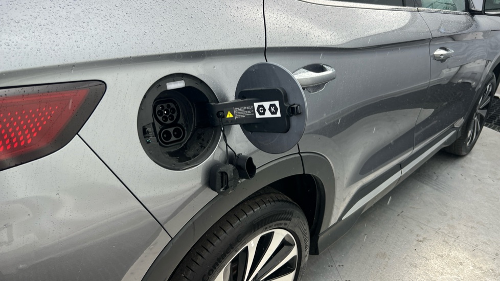 BYD Seal U 1.5 DM-i Comfort 5dr Auto Estate - Image 44