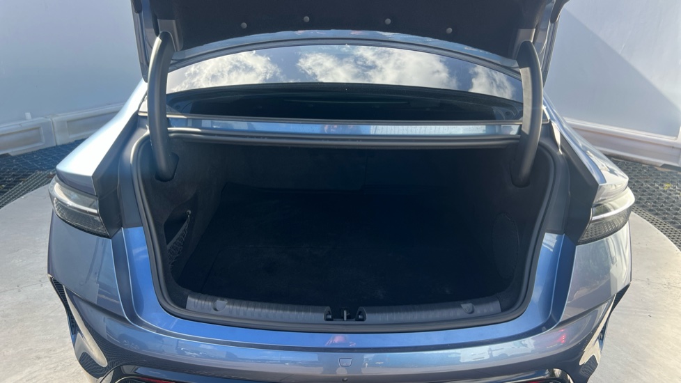 BYD Seal 390kW Excellence AWD 83kWh 4dr Auto Electric Saloon - Image 4