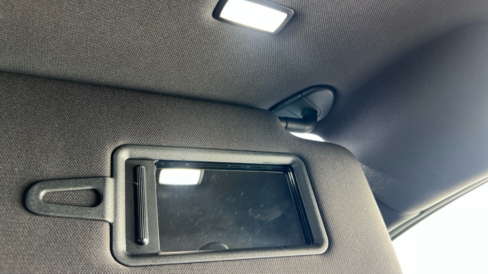 BYD Seal U 1.5 DM-i Boost 5dr Auto Estate - Image 31