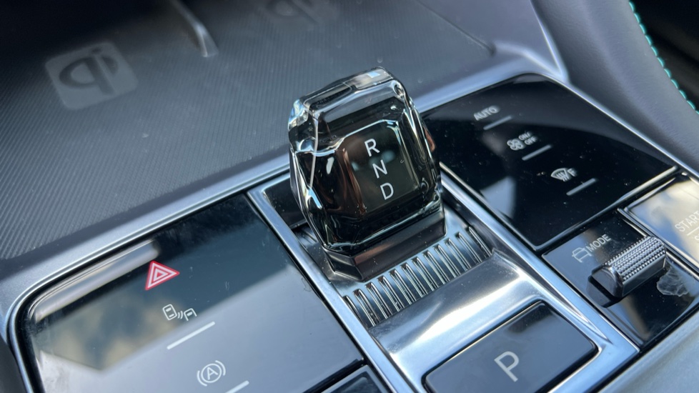 BYD Seal U 1.5 DM-i Boost 5dr Auto Estate - Image 13