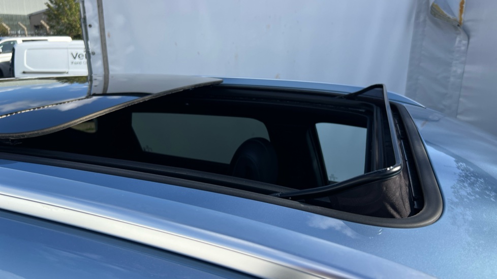 BYD Seal U 1.5 DM-i Boost 5dr Auto Estate - Image 32