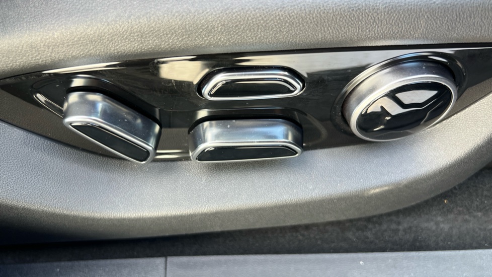 BYD Sealion 7 230kW Comfort 83kWh 5dr Auto Electric Estate - Image 37