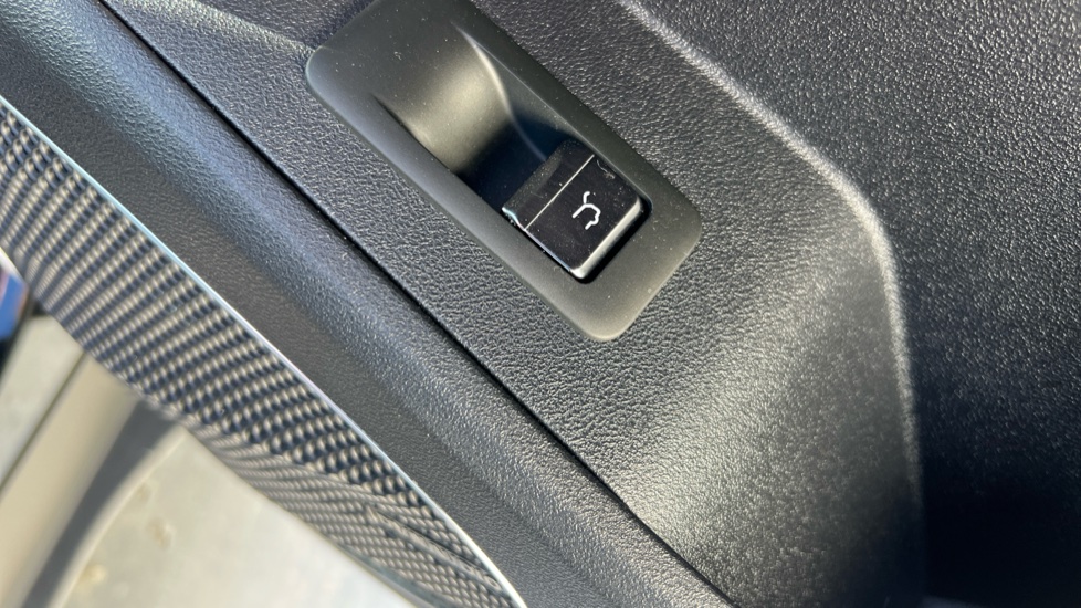 BYD Sealion 7 230kW Comfort 83kWh 5dr Auto Electric Estate - Image 38