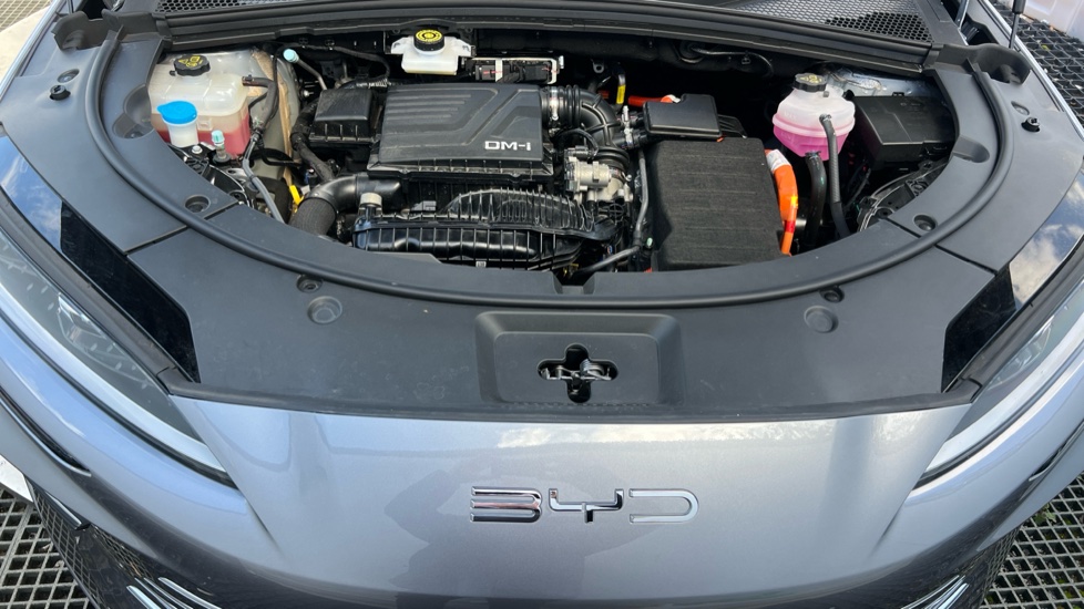 BYD Seal U 1.5 DM-i Boost 5dr Auto Estate - Image 8