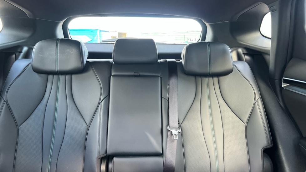 BYD Seal U 1.5 DM-i Boost 5dr Auto Estate - Image 15