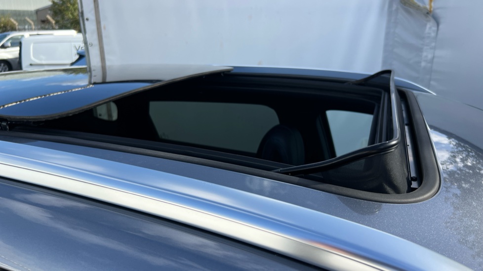 BYD Seal U 1.5 DM-i Boost 5dr Auto Estate - Image 32