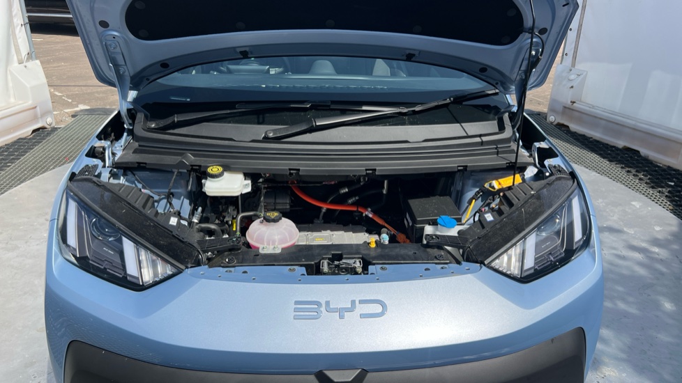 BYD Dolphin Surf 65kW Boost 43kWh 5dr Auto Electric Hatchback - Image 8