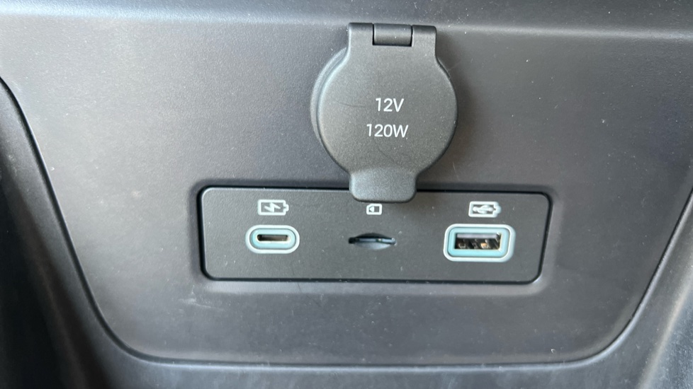 BYD Dolphin Surf 65kW Boost 43kWh 5dr Auto Electric Hatchback - Image 29