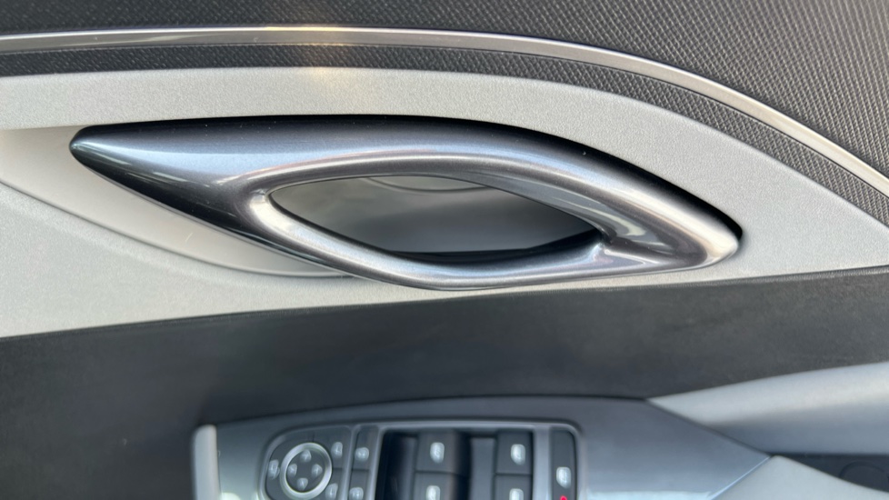 BYD Dolphin Surf 65kW Boost 43kWh 5dr Auto Electric Hatchback - Image 37