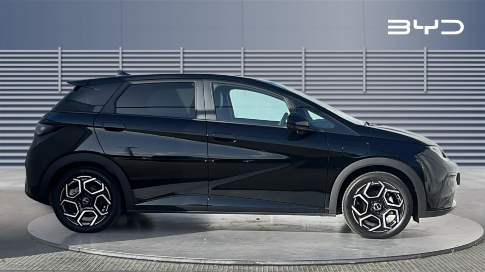 BYD Dolphin 150kW Design 60.4kWh 5dr Auto Electric Hatchback - Image 5