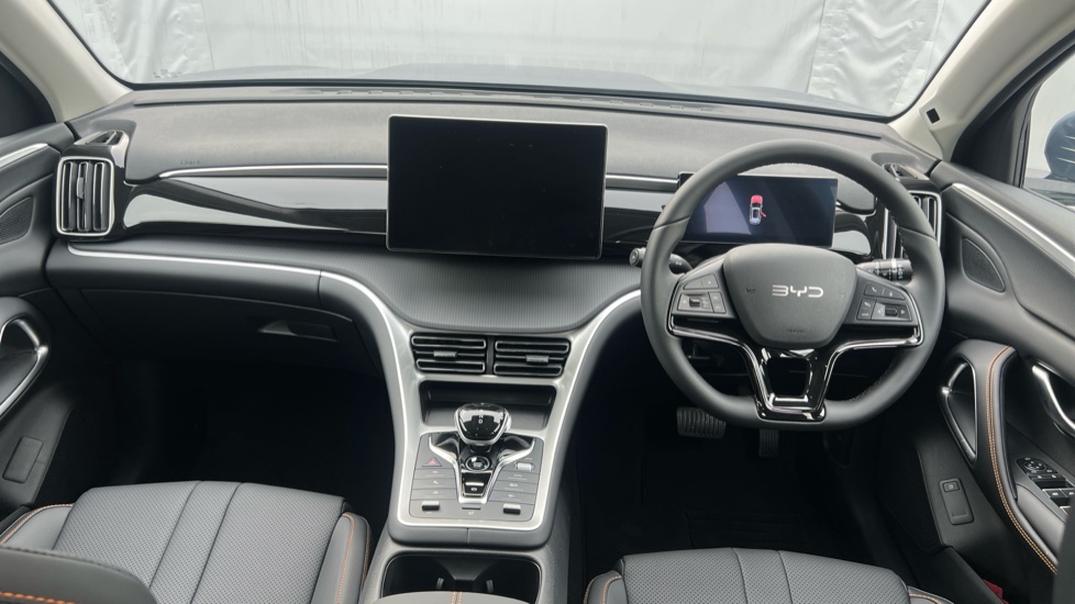 BYD Sealion 5 1.5 DM-i Comfort 5dr Auto Estate - Image 10
