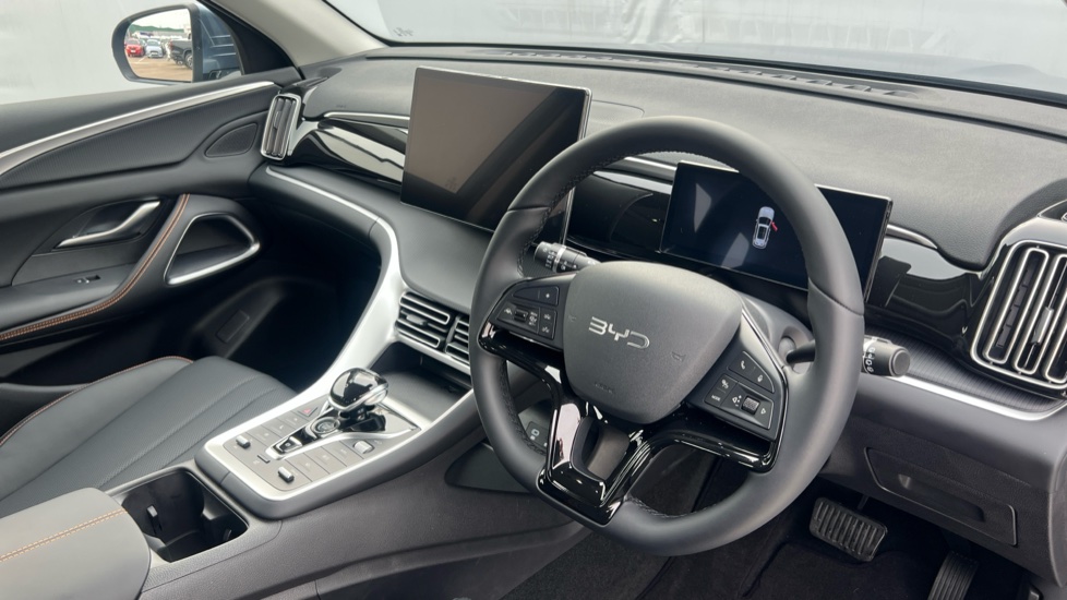 BYD Sealion 5 1.5 DM-i Comfort 5dr Auto Estate - Image 11