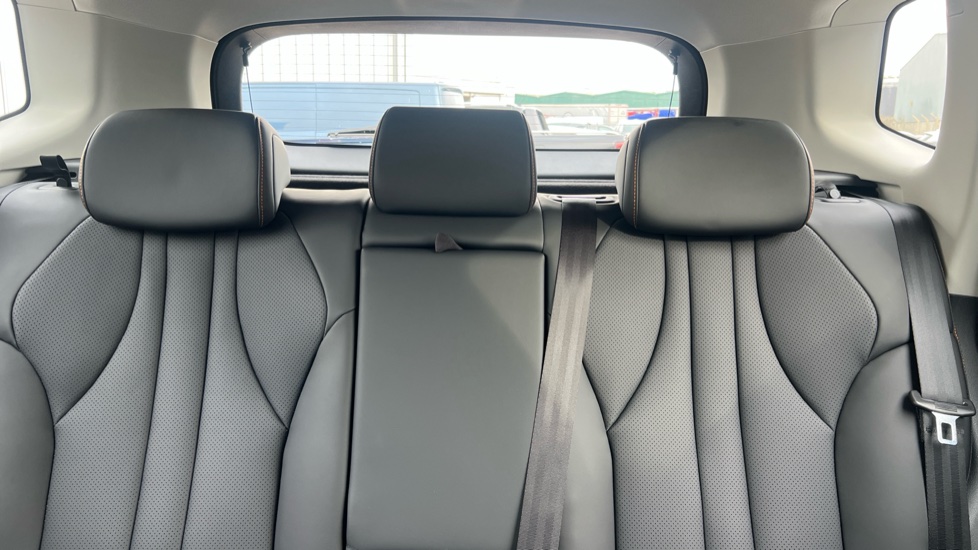 BYD Sealion 5 1.5 DM-i Comfort 5dr Auto Estate - Image 15