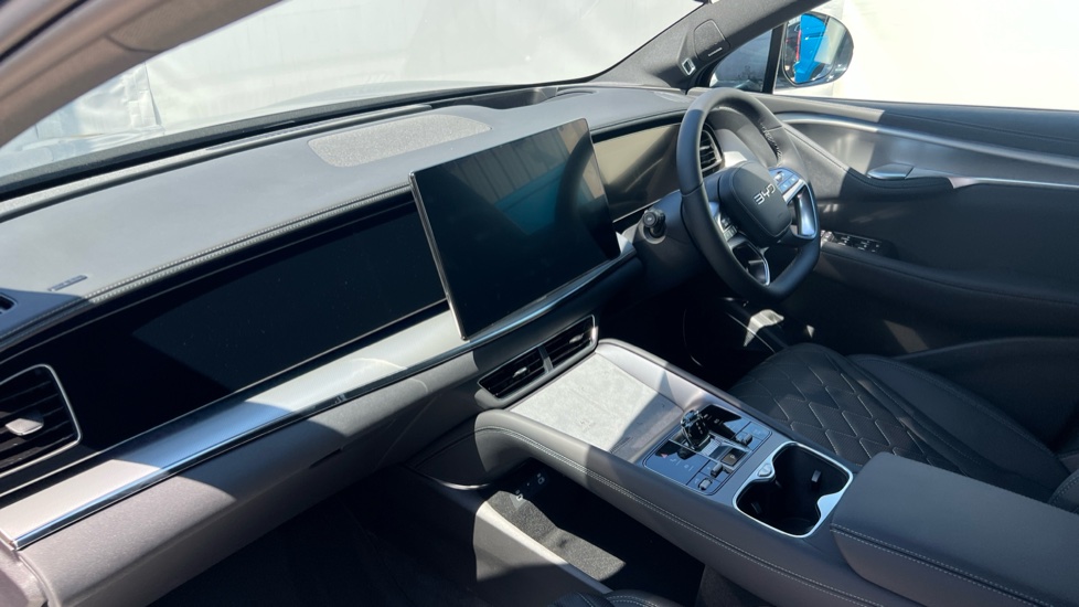BYD Sealion 7 390kW Excellence AWD 91kWh 5dr Auto Electric Estate - Image 9