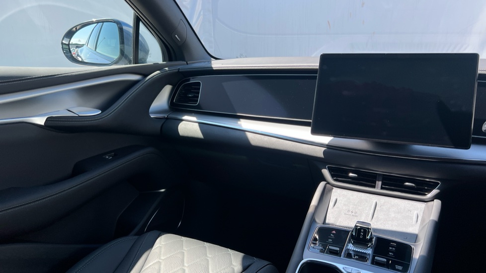BYD Sealion 7 390kW Excellence AWD 91kWh 5dr Auto Electric Estate - Image 14