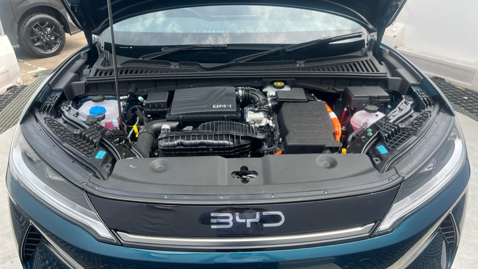 BYD Atto 2 1.5 DM-i 212 Boost 5dr Auto Hatchback - Image 8