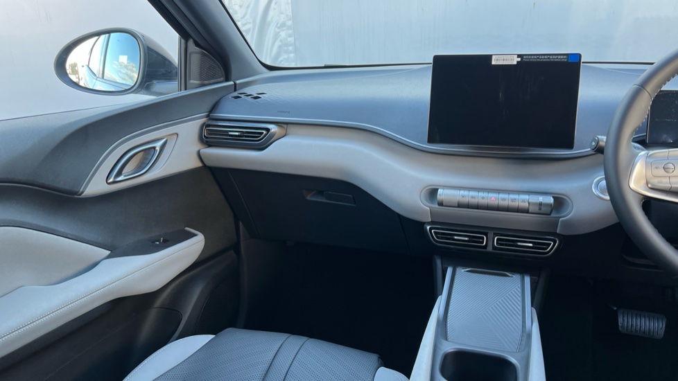 BYD Dolphin Surf 65kW Boost 43kWh 5dr Auto Electric Hatchback - Image 14