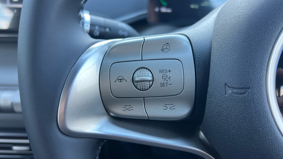 BYD Dolphin Surf 65kW Boost 43kWh 5dr Auto Electric Hatchback - Image 31